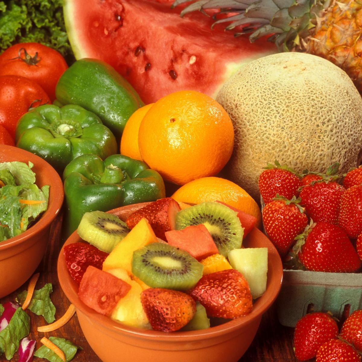 Cut fruits, image links to Top Question page